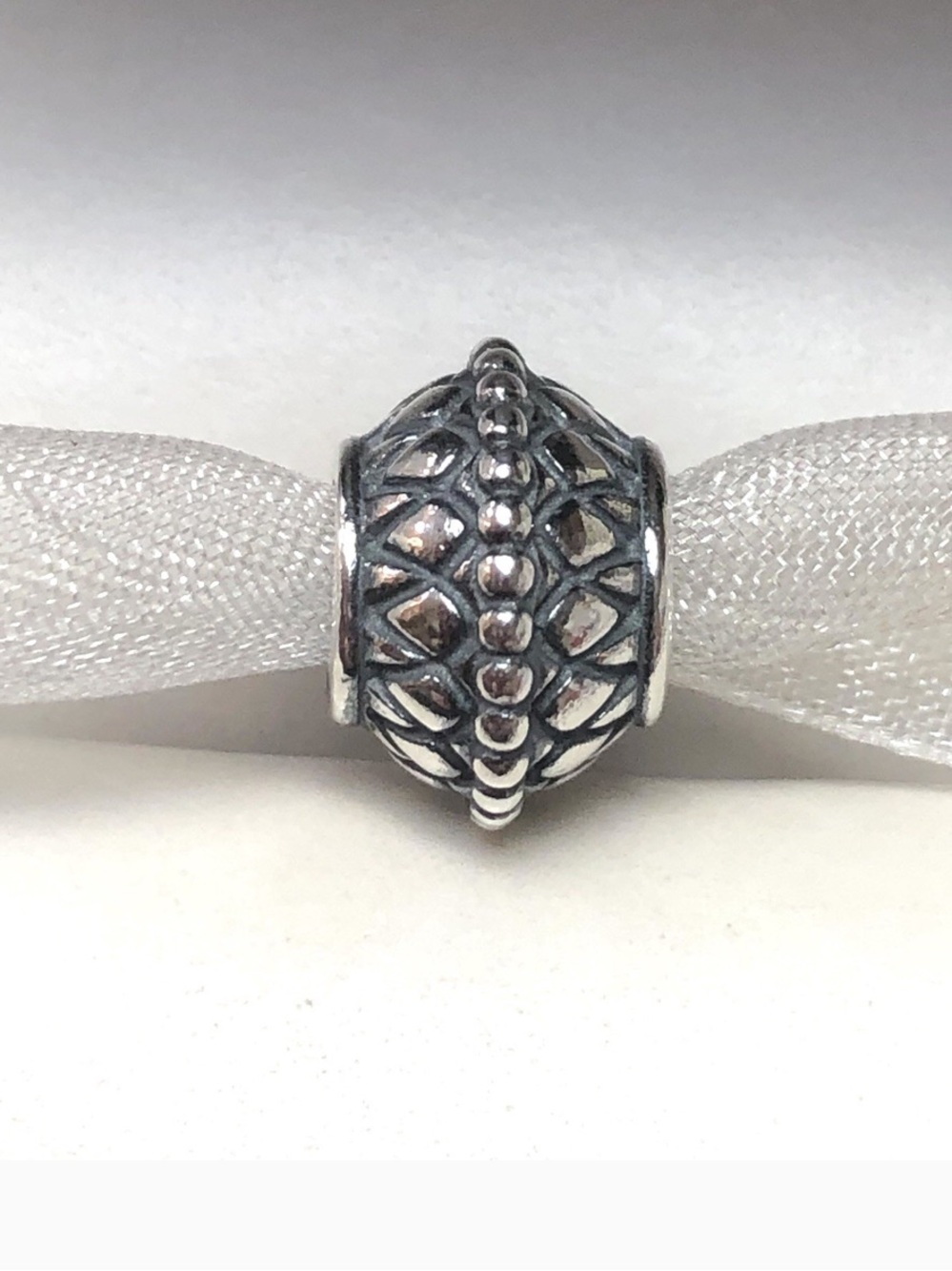 Pandora INNER STRENGTH sterling silver bracelet bead
925 Stamped